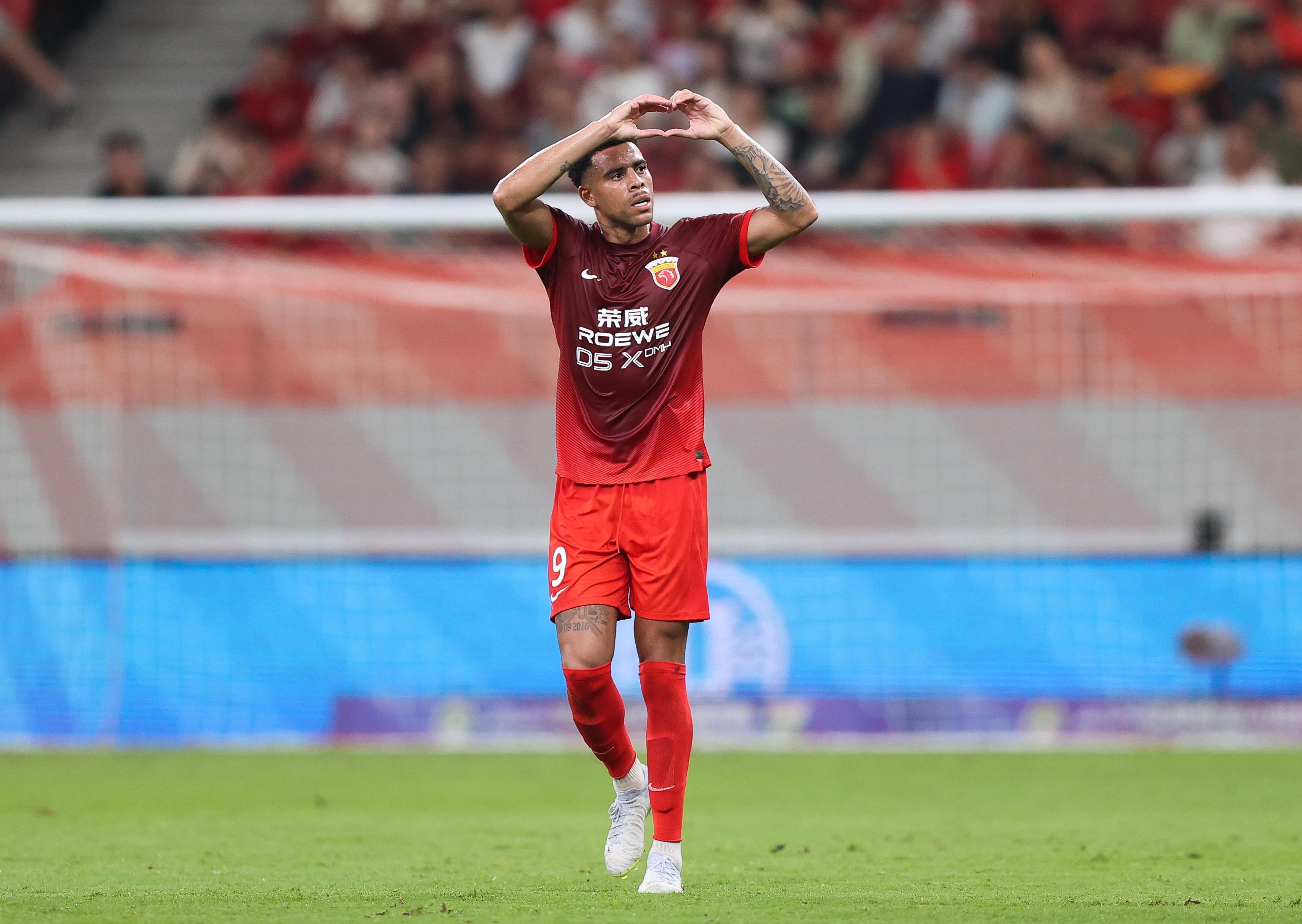 开云官方-东体：古斯塔沃入围海港亚冠名单，球队客战蓉城三小将缺席