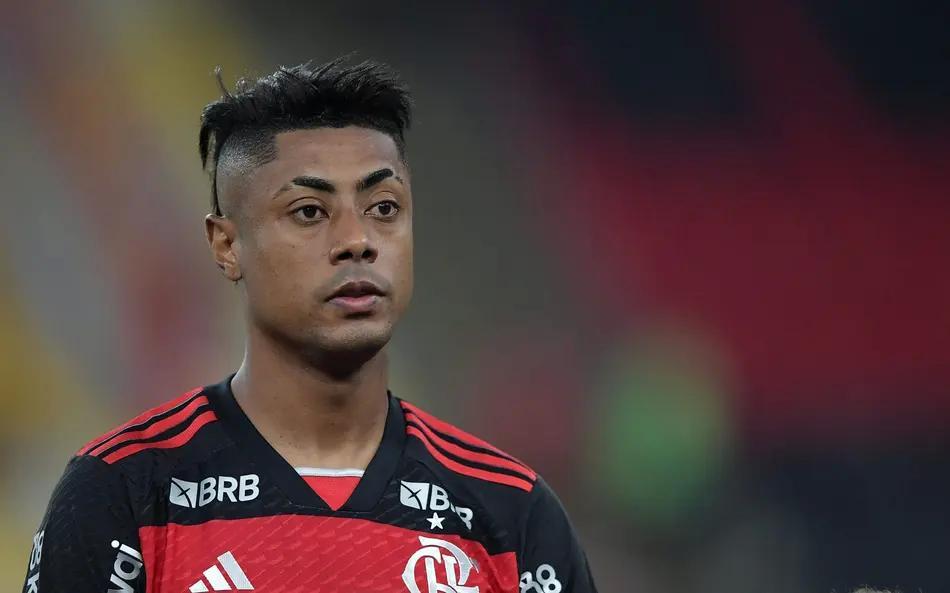 开云官方-官方：弗拉门戈球员恩里克因涉嫌故意染黄被禁赛12场+罚款6万雷亚尔